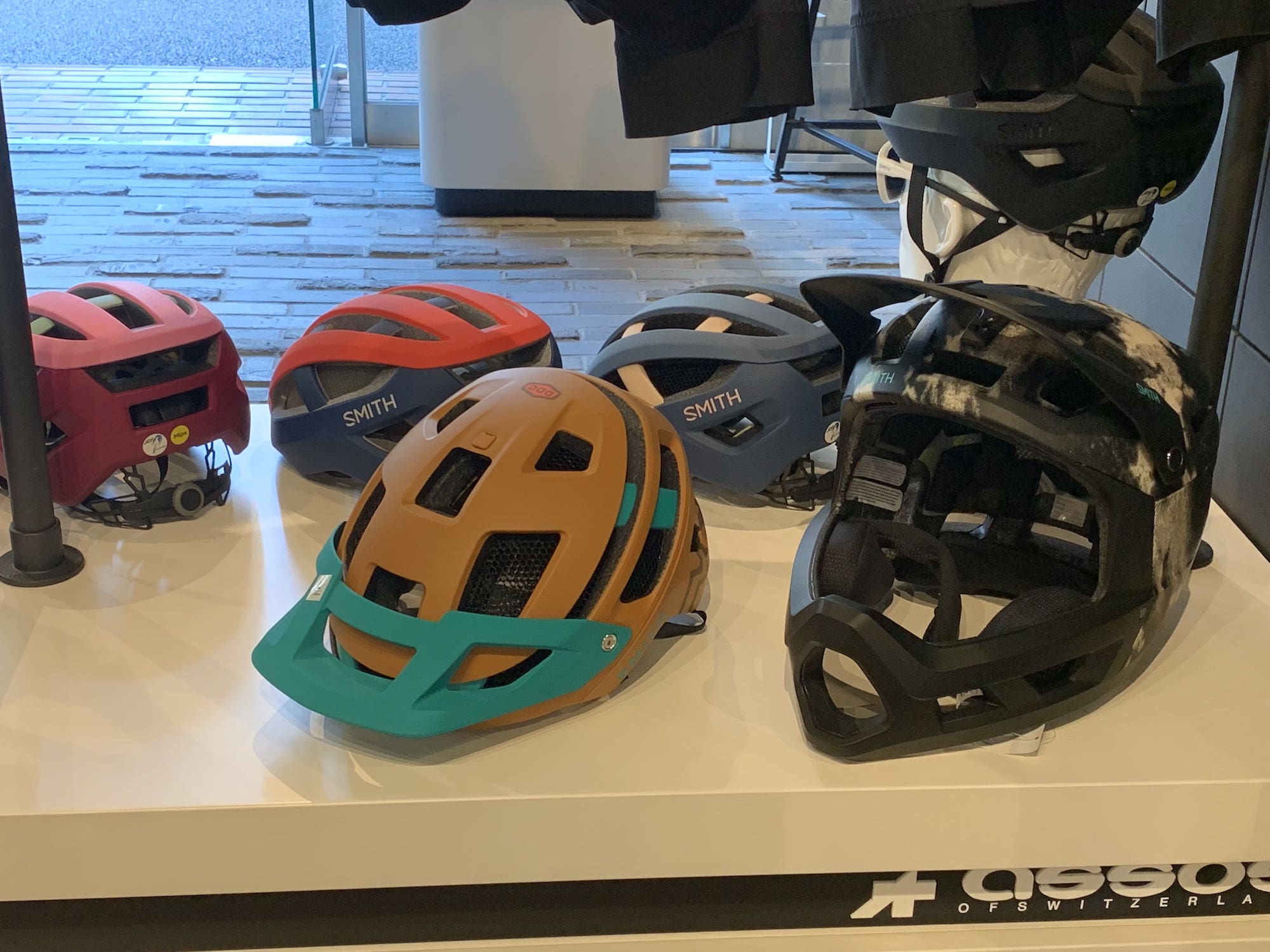 一部予約販売】 マニアックス Yahoo 店ヘルメット 自転車 サイクリング