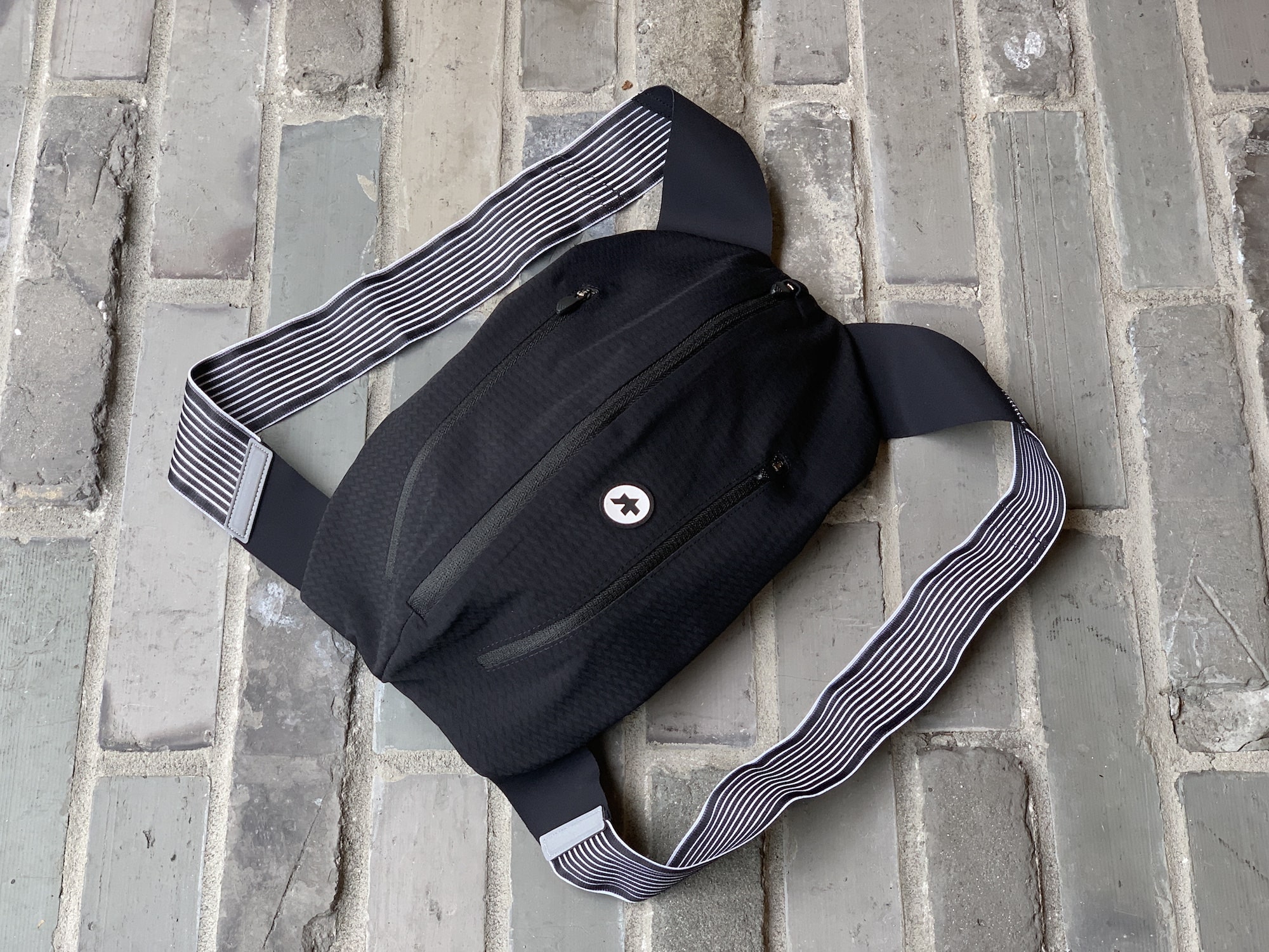 日本の職人技 GT スパイダーの人気アイテム SPIDER Bag C2】｜ASSOS