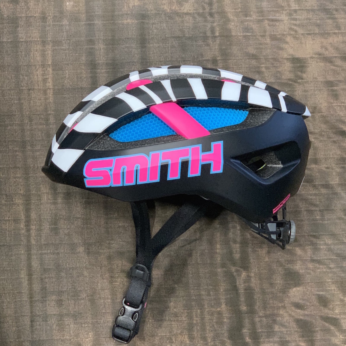 限定入荷】SMITH / スミス ヘルメット NETWORK「Get Wild」をゲット
